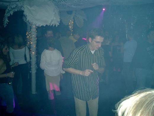 Dollhouse 29.11.03.026