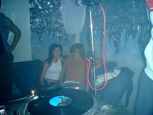 Dollhouse 29.11.03.036