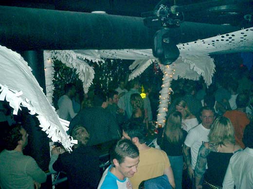 Dollhouse 29.11.03.058